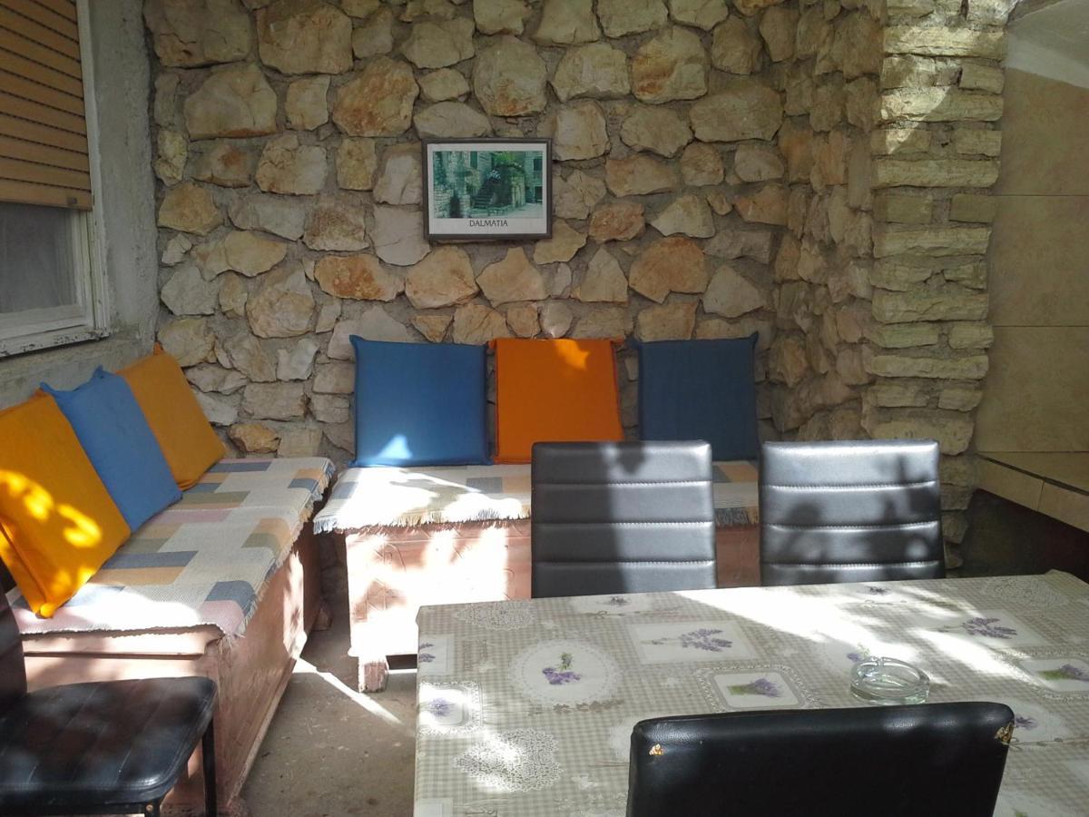 Isabele Apartment Бродарика Екстериор снимка