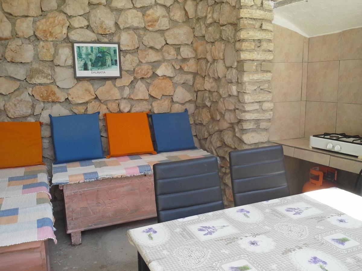Isabele Apartment Бродарика Екстериор снимка