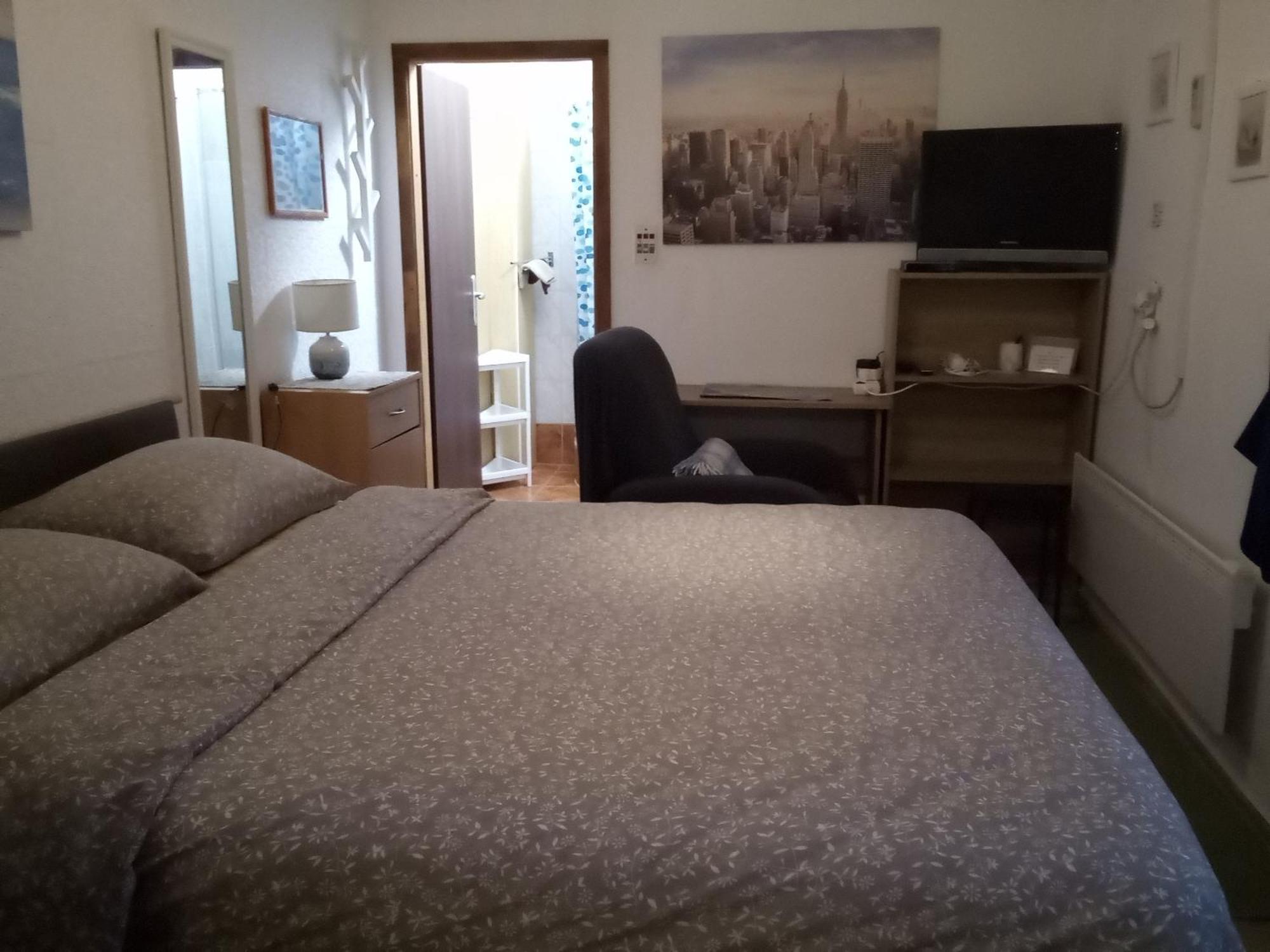 Isabele Apartment Бродарика Екстериор снимка